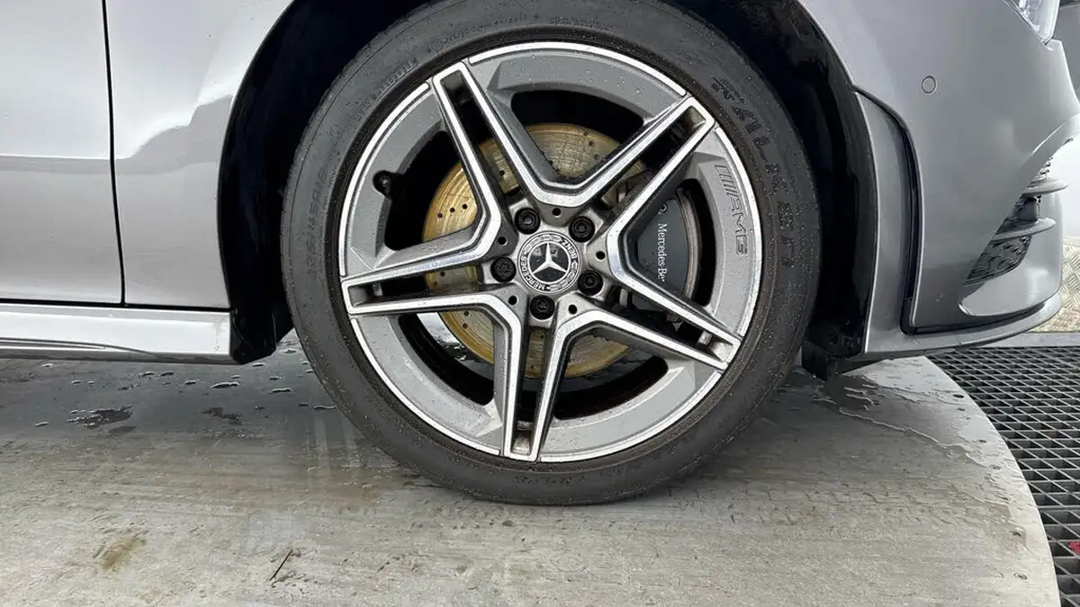 2021-mercedes-benz-cla-13-cla-250e-amg-line-premium-shooting-brake-5d-big-26
