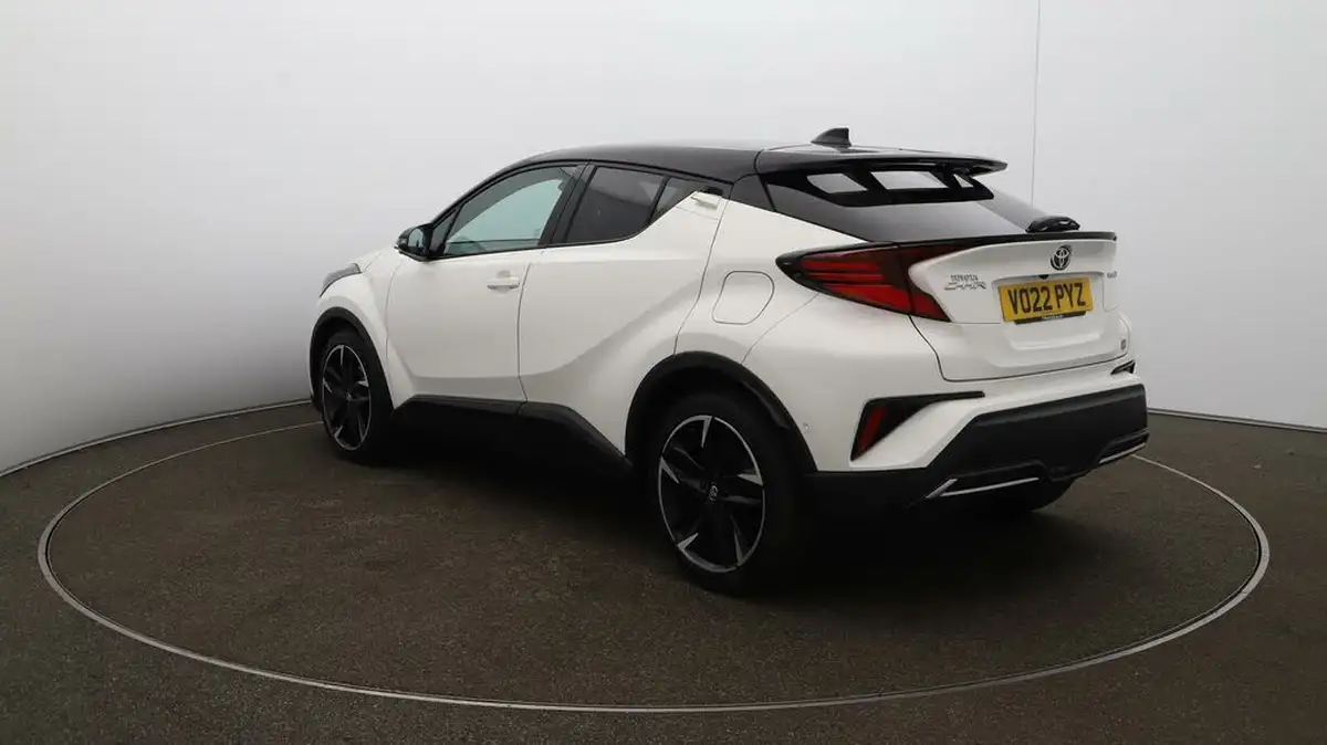 2022-toyota-c-hr-18-vvt-i-gr-sport-big-54