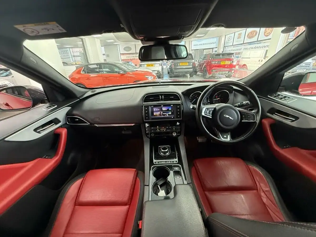 2016-jaguar-f-pace-20-i4d-r-sport-awd-auto-big-7