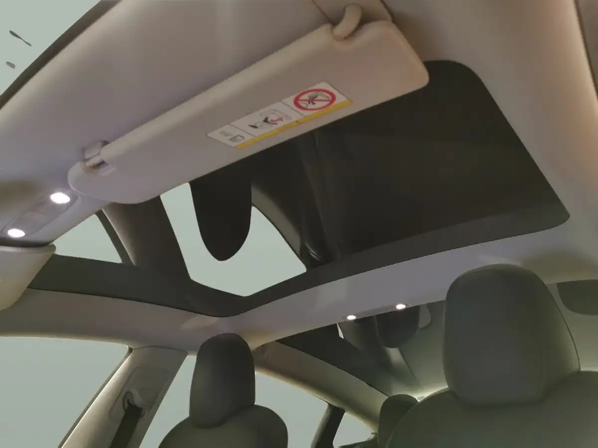 2022-tesla-model-3-e-long-range-big-2