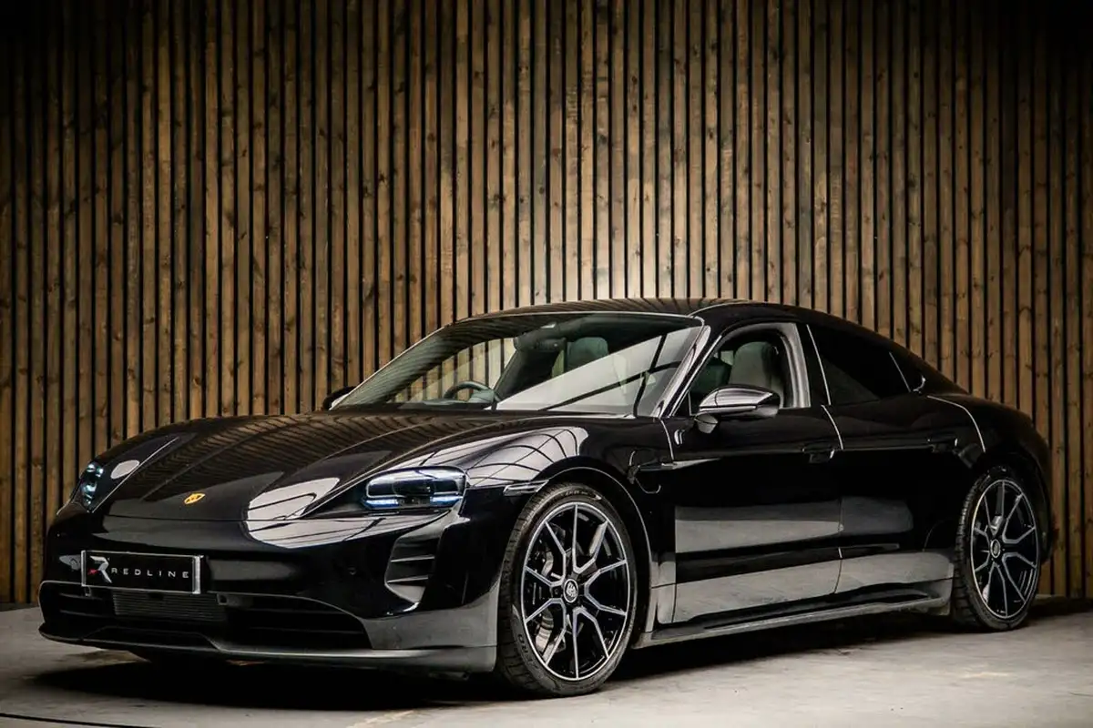 2023-porsche-taycan-e-4s-530ps-big-7