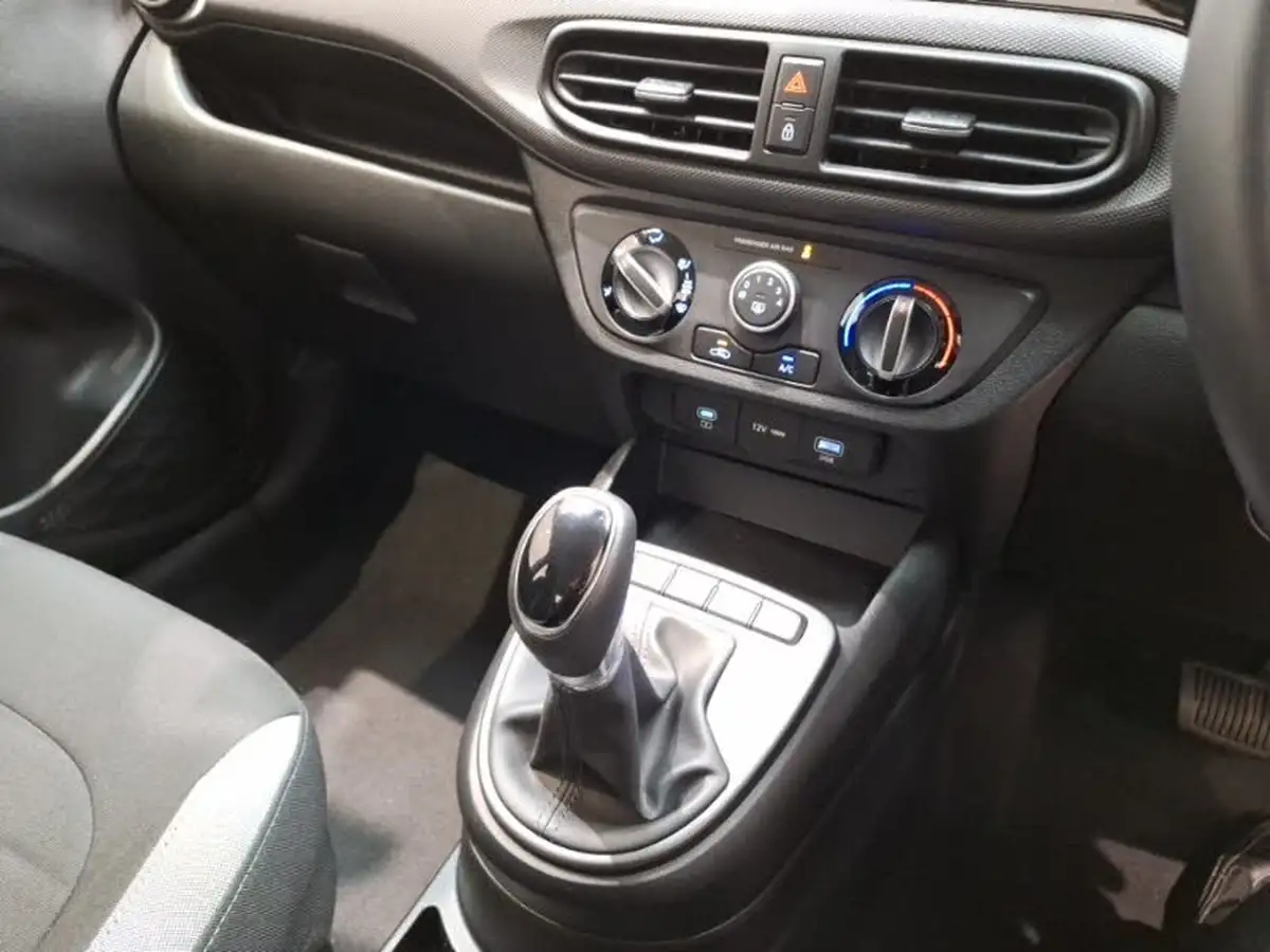 2024-hyundai-i10-10-advance-63ps-auto-big-13
