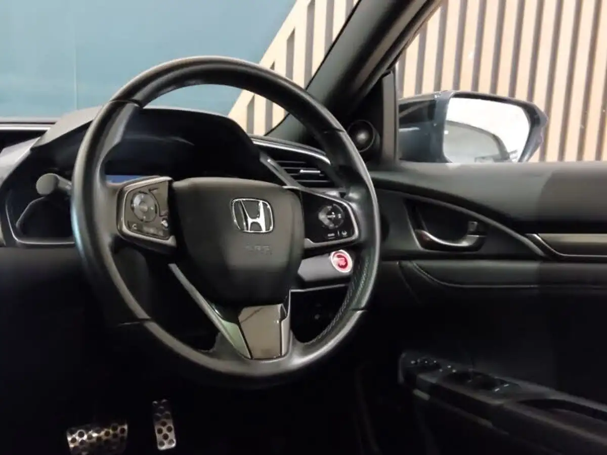 2017-honda-civic-15-vtec-turbo-prestige-cvt-big-9