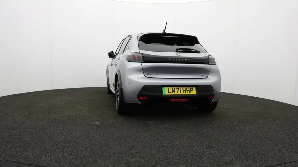2021-peugeot-208-e-gt-premium-big-73