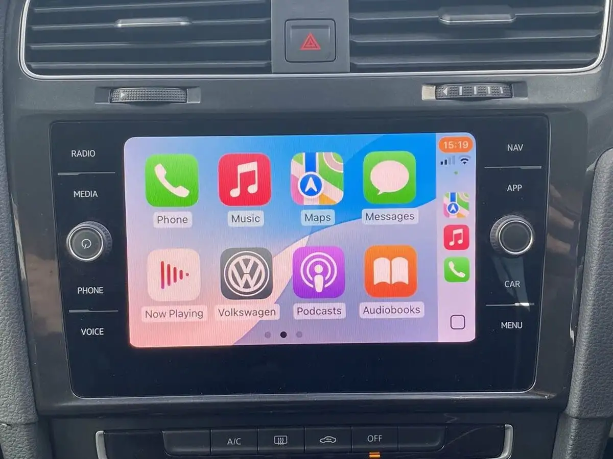 2018-volkswagen-golf-16tdi-se-nav-hatchback-5d-big-43