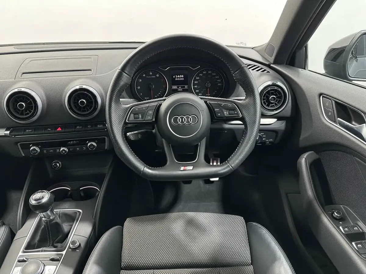 2019-audi-a3-15-35-tfsi-black-edition-cod-ss-sportback-5d-big-10