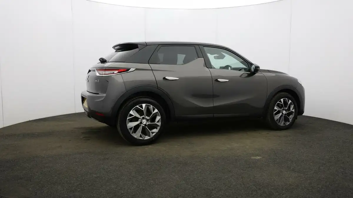 2021-ds-ds-3-crossback-e-tense-ultra-prestige-big-48
