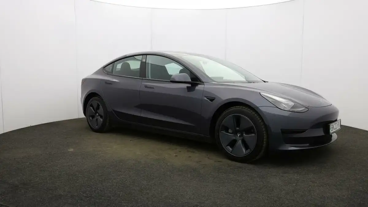 2021-tesla-model-3-e-standard-plus-big-45