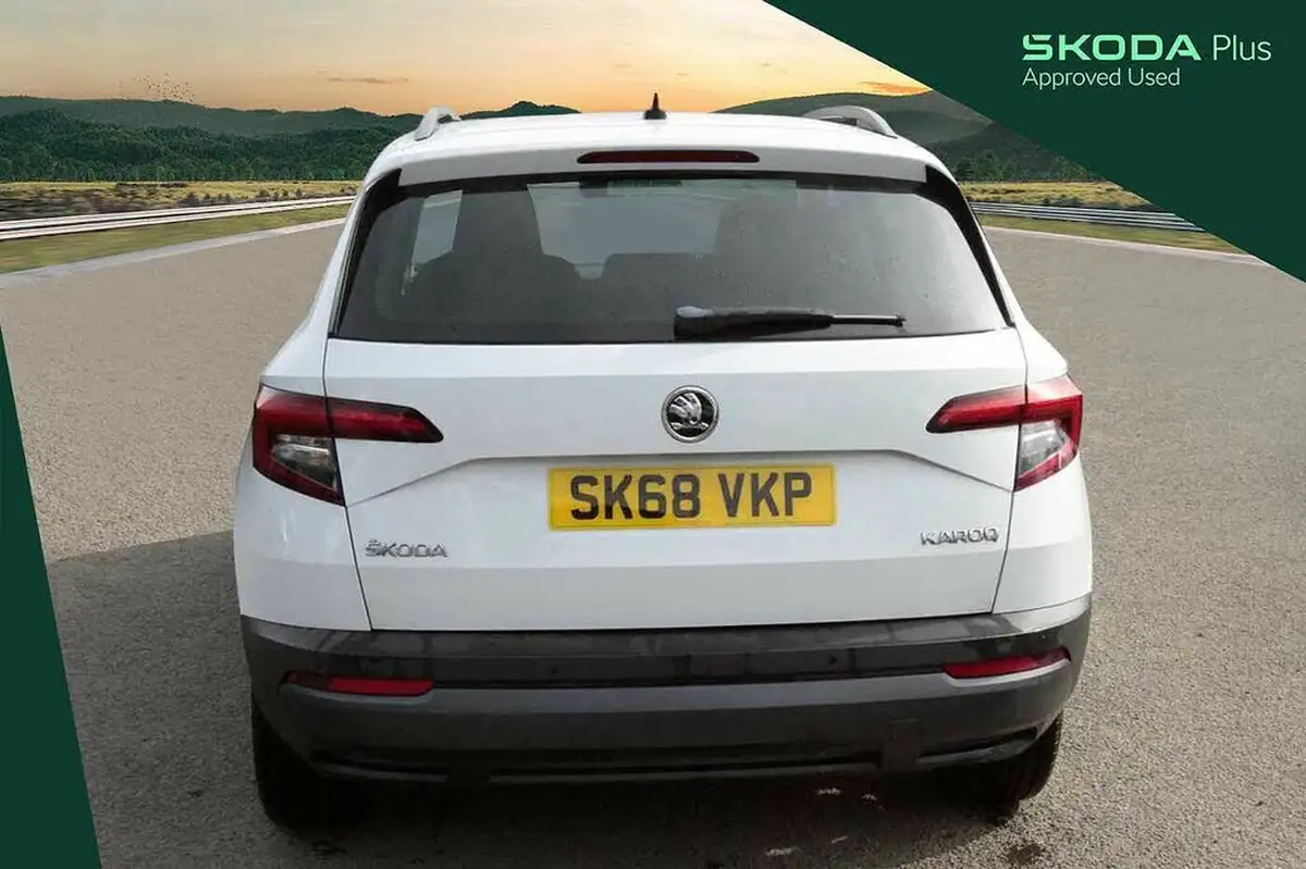 2018-skoda-karoq-10-tsi-se-nav-plus-big-11