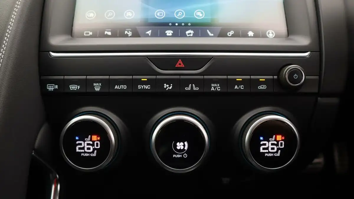 2018-jaguar-e-pace-20-i4d-r-dynamic-hse-180ps-big-12