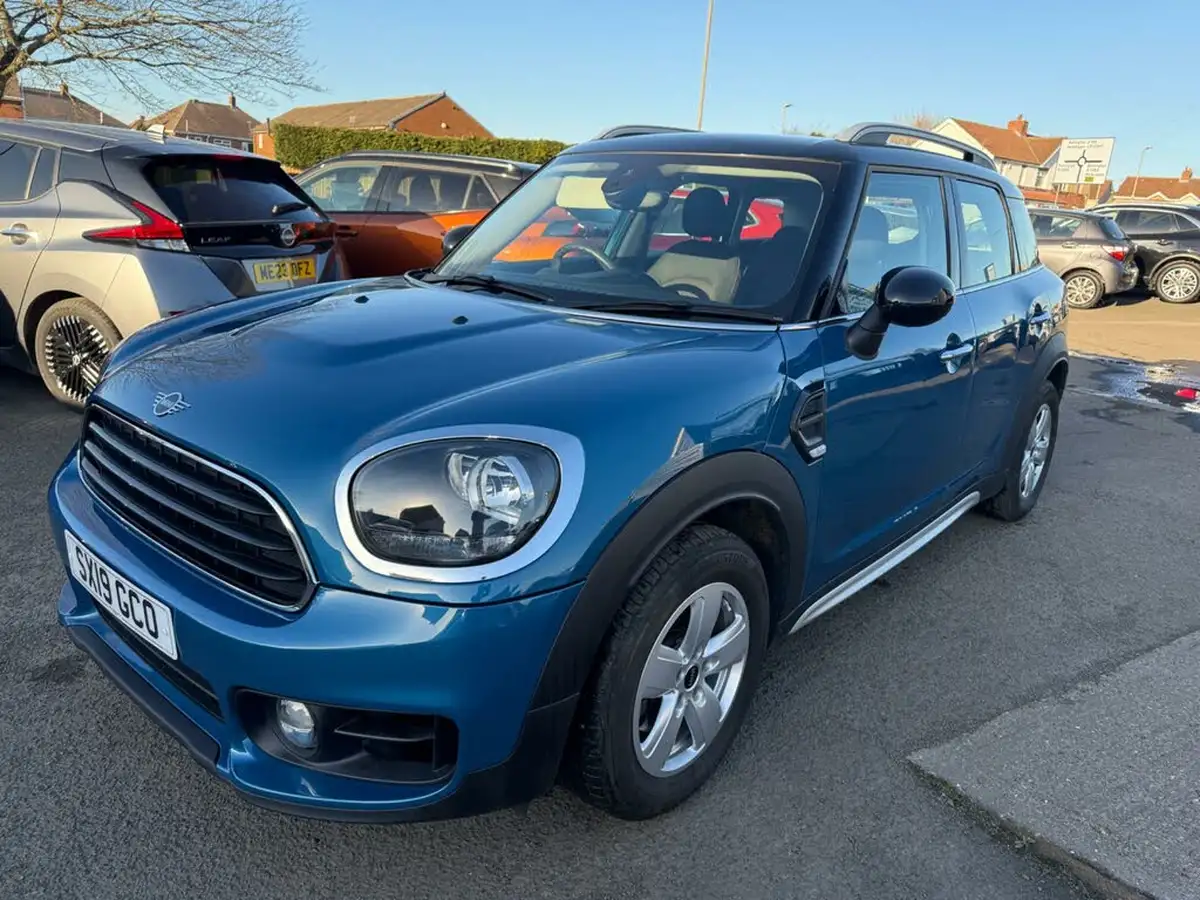 2019-mini-countryman-15-cooper-classic-big-10