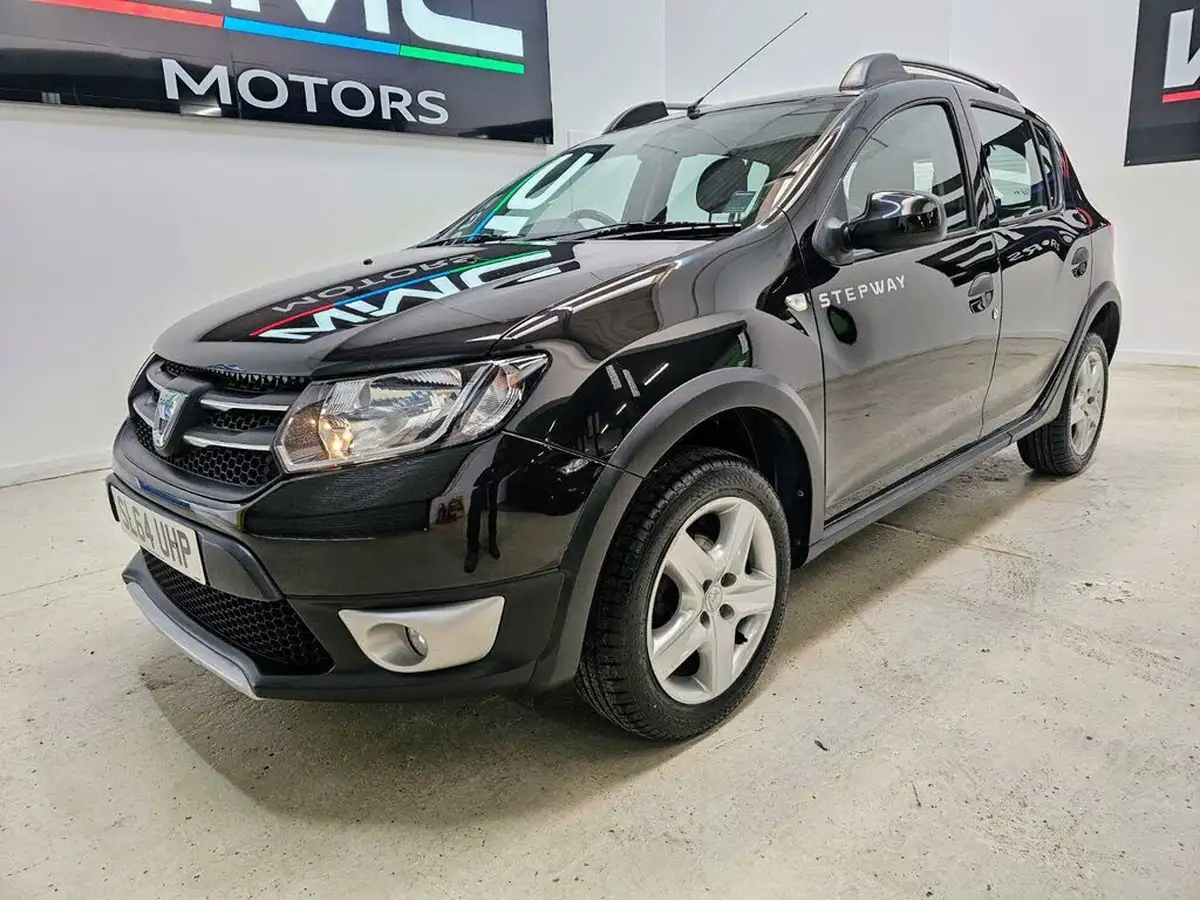 2014-dacia-sandero-stepway-09-laureate-big-3