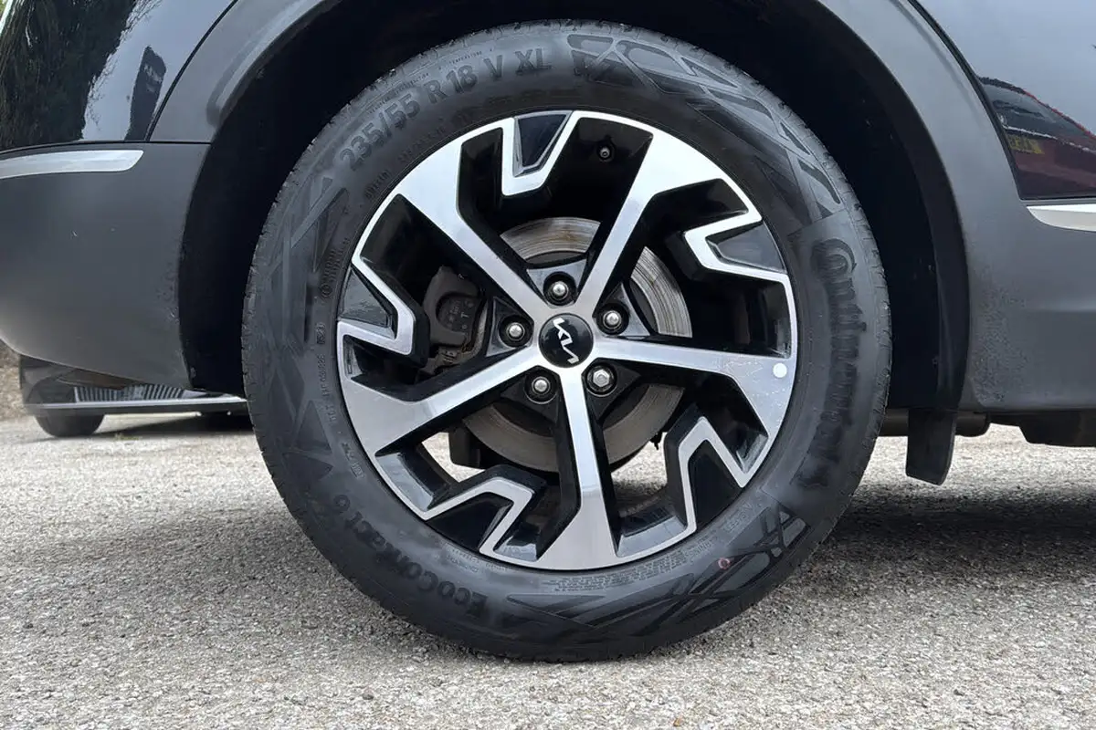 2023-kia-sportage-16-t-gdi-3-148bhp-big-6