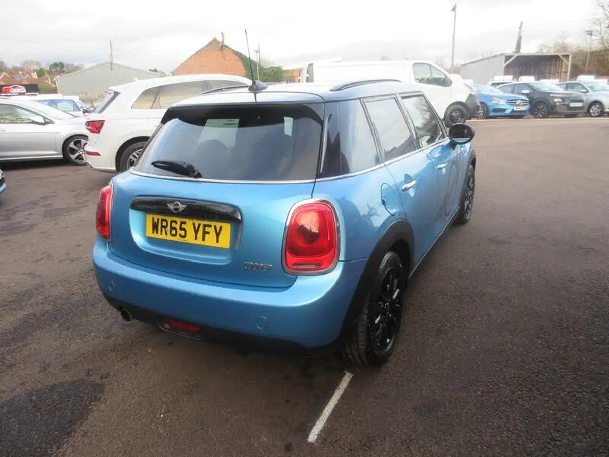 2015-mini-cooper-15-cooper-5d-big-5