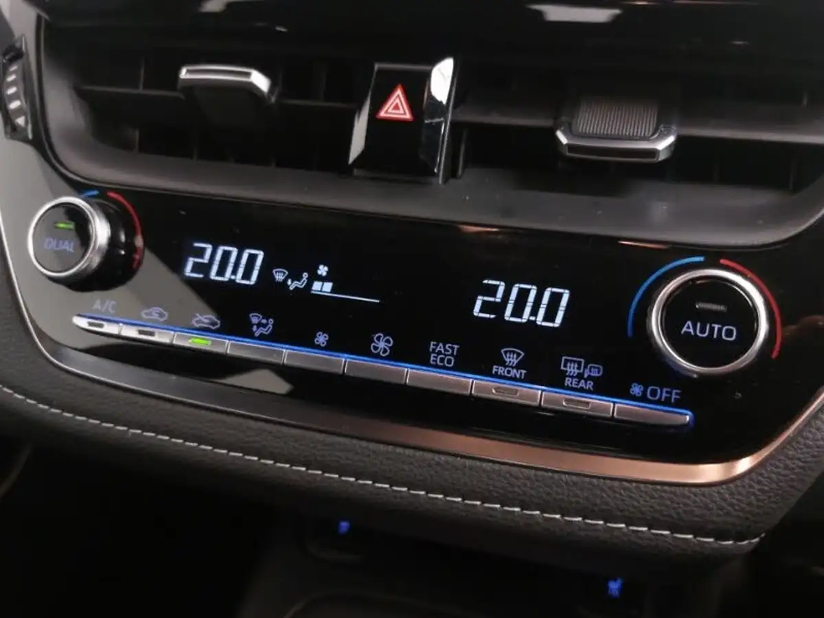 2021-toyota-corolla-18-vvt-i-icon-spare-wheel-hatchback-5d-big-12