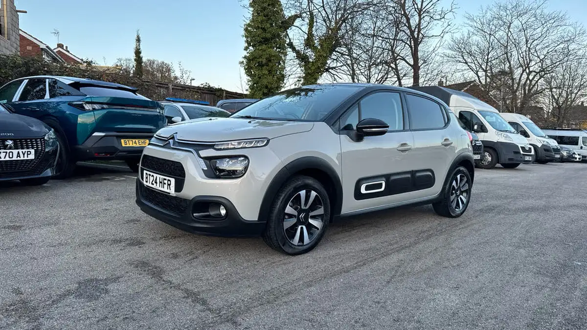 2024-citroen-c3-12-puretech-plus-110ps-eat6-big-6