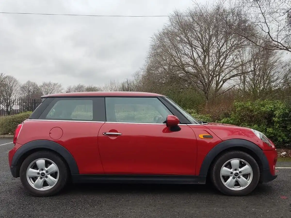 2014-mini-cooper-15-cooper-3d-auto-big-2