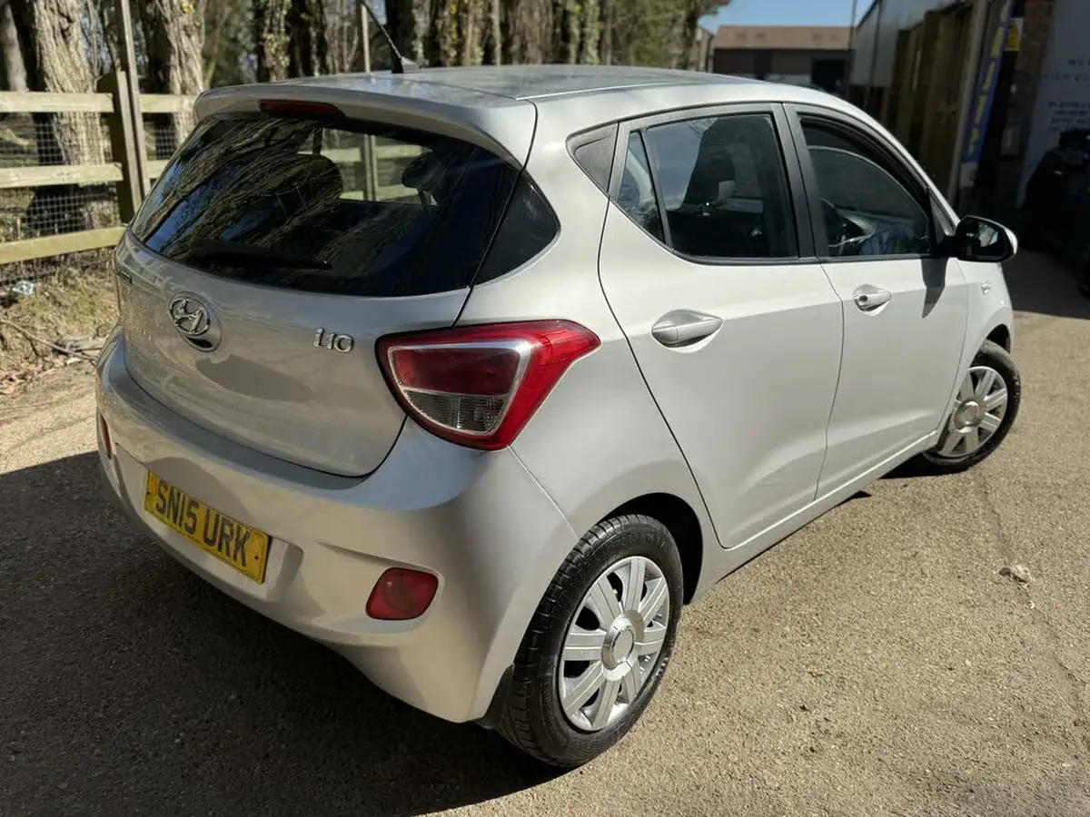 2015-hyundai-i10-10-se-big-4