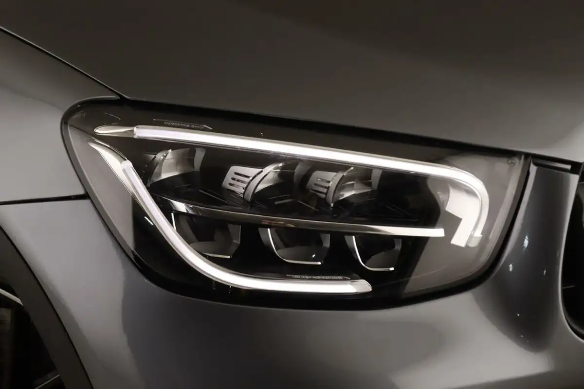 2020-mercedes-benz-glc-class-30-glc-amg-43-coupe-4d-big-8