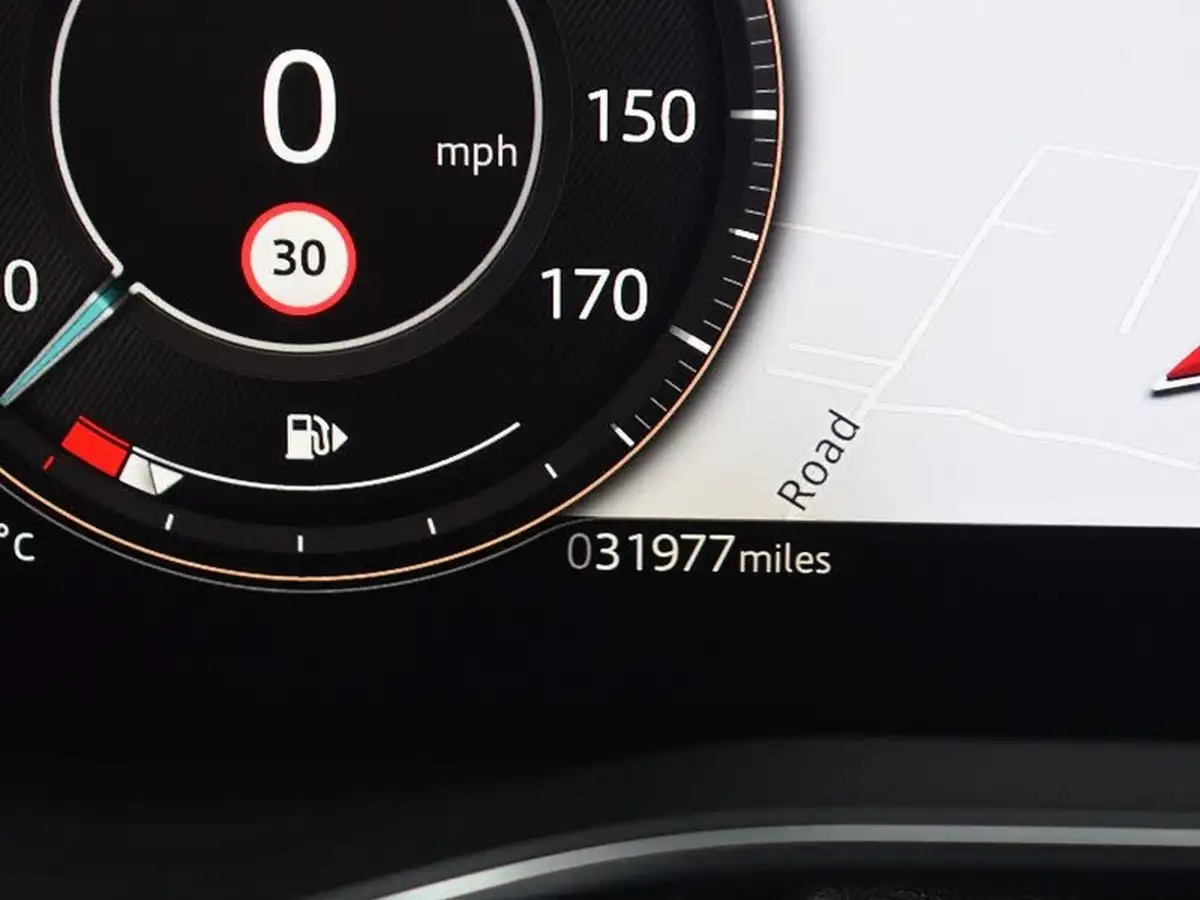 2021-jaguar-f-pace-20-p250-r-dynamic-se-big-40