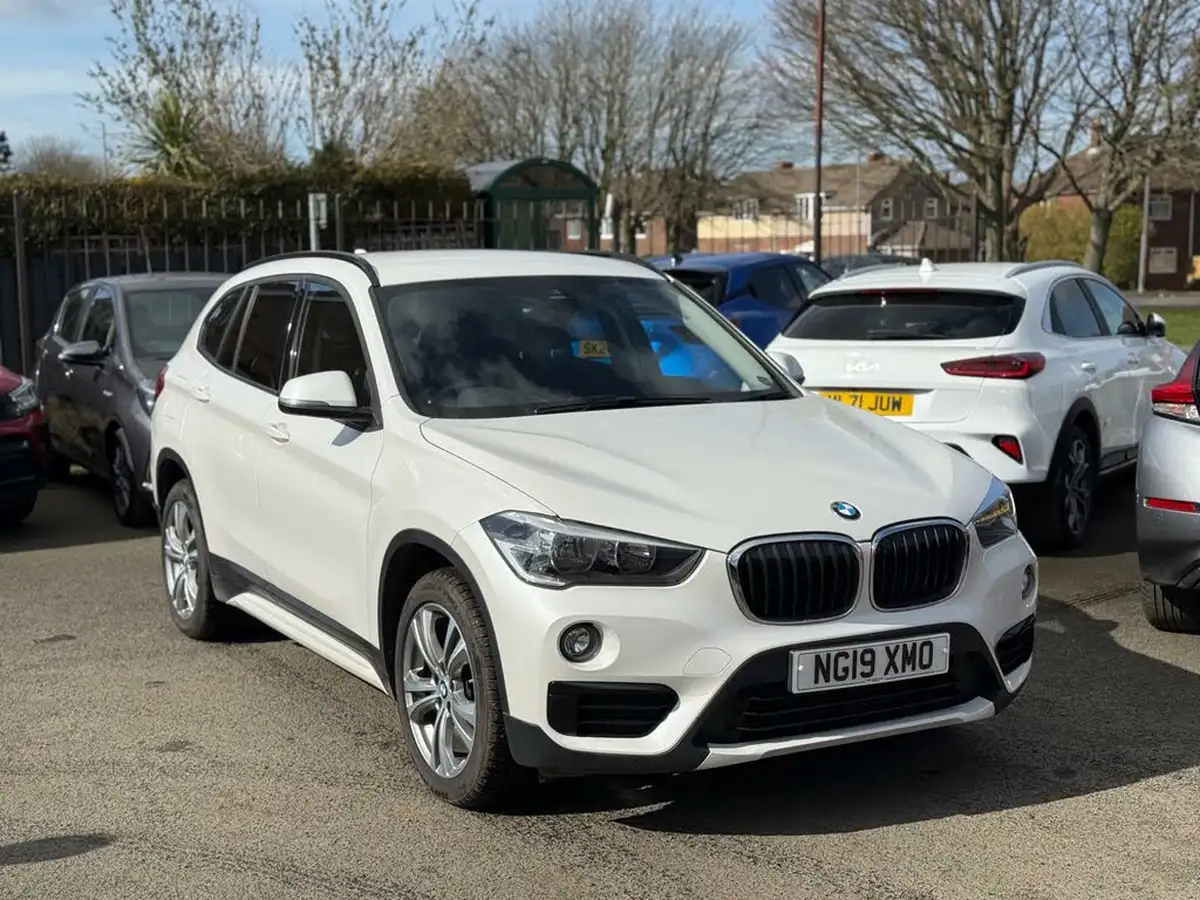 2019-bmw-x1-20td-xdrive20d-sport-big-0