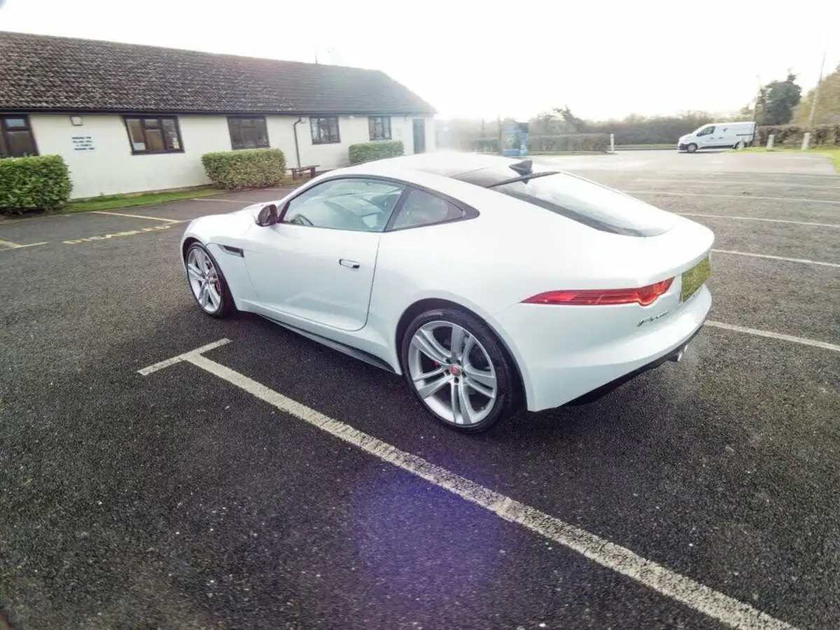 2016-jaguar-f-type-30-v6-sc-s-coupe-auto-big-17