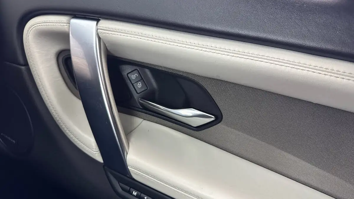 2021-land-rover-discovery-sport-20-d180-r-dynamic-hse-big-22