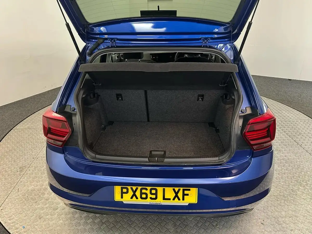 2019-volkswagen-polo-10-se-80ps-evo-big-28