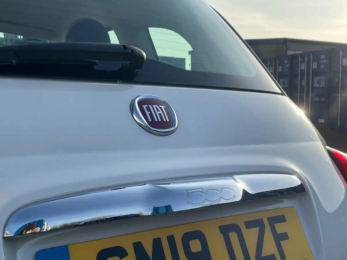 2019-fiat-500-12-lounge-big-9