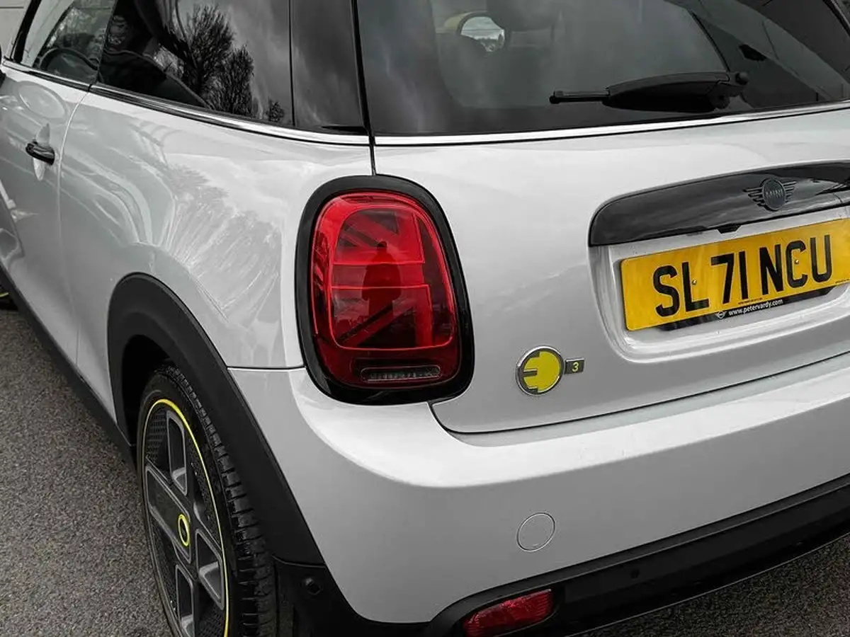 2021-mini-cooper-e-cooper-s-3-big-10