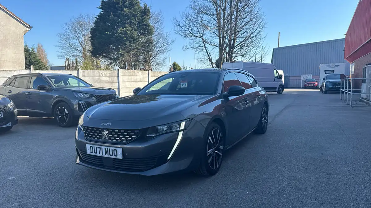 2022-peugeot-508-sw-16-puretech-gt-premium-225bhp-hybrid-e-eat8-big-6