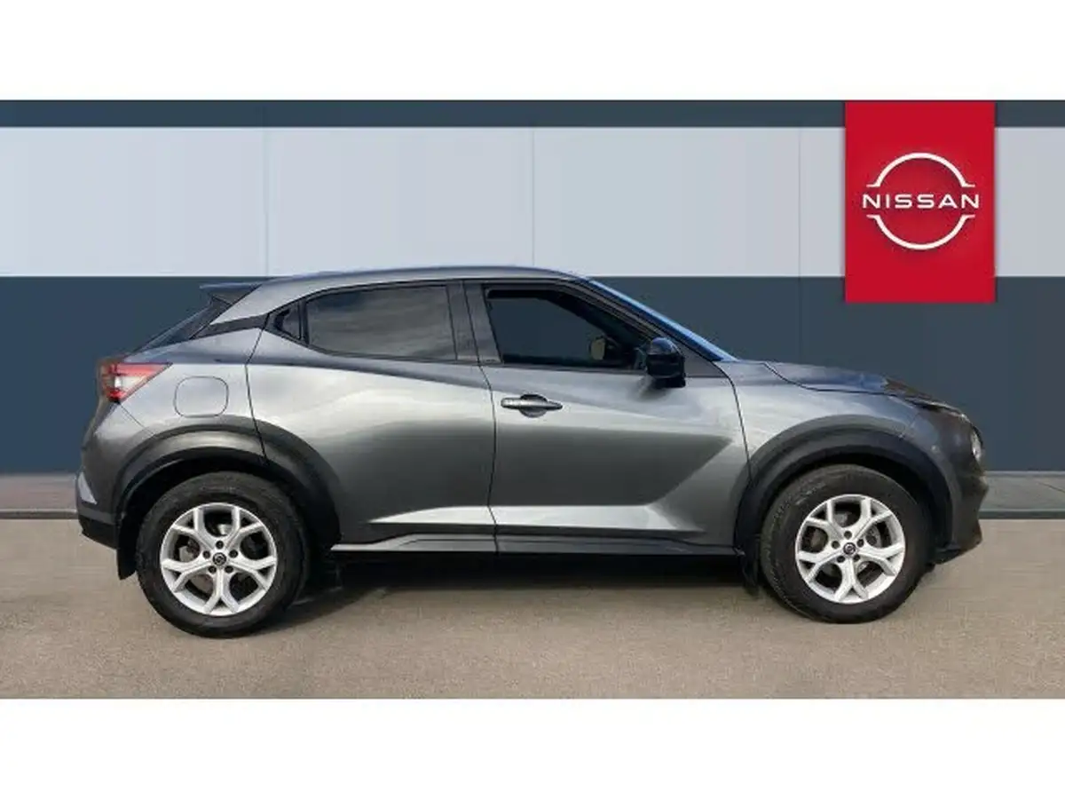 2021-nissan-juke-10-dig-t-n-connecta-big-4