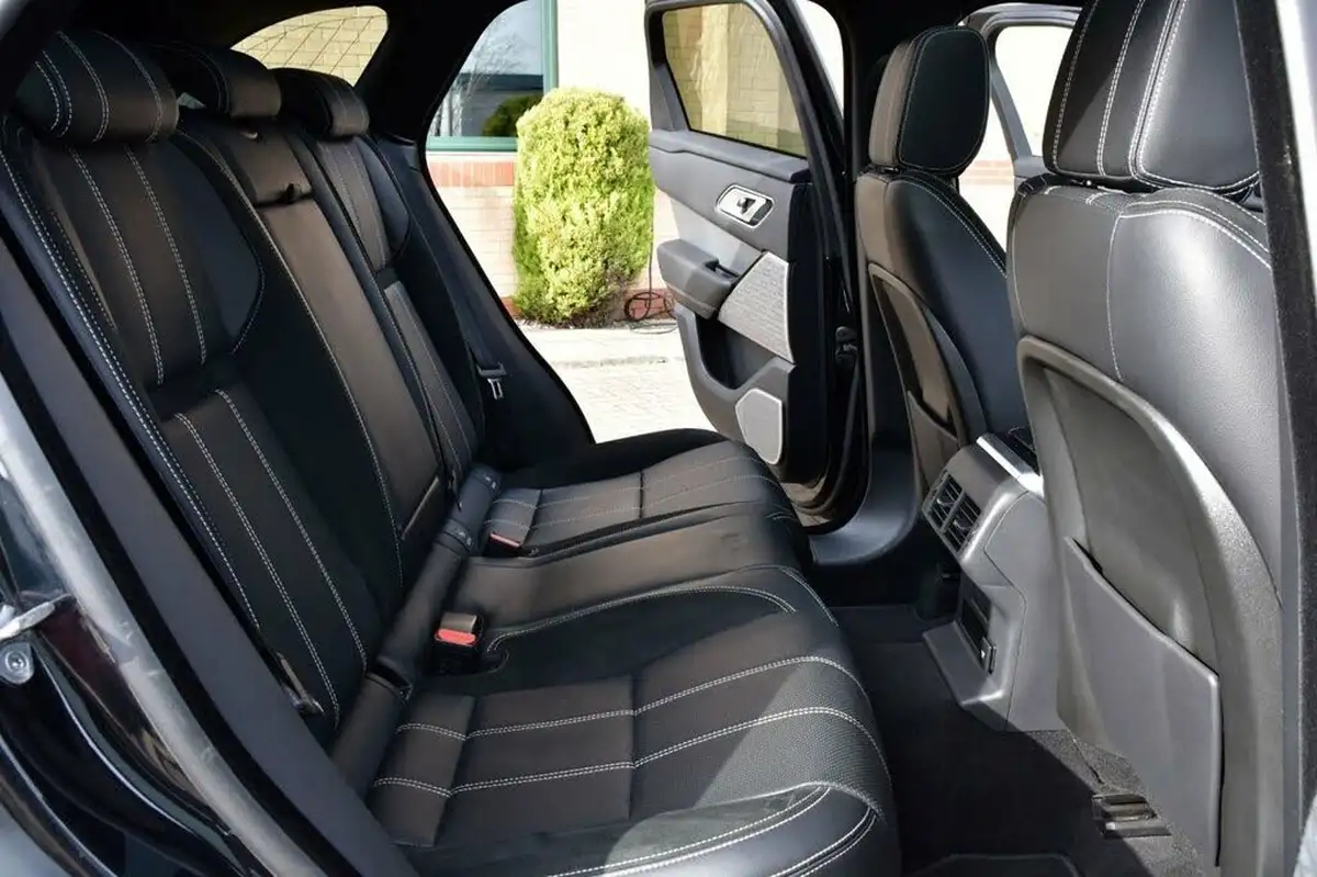 2019-land-rover-range-rover-velar-20-d180-r-dynamic-se-big-32