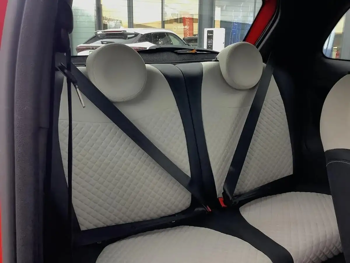 2021-fiat-500-10-dolcevita-big-27