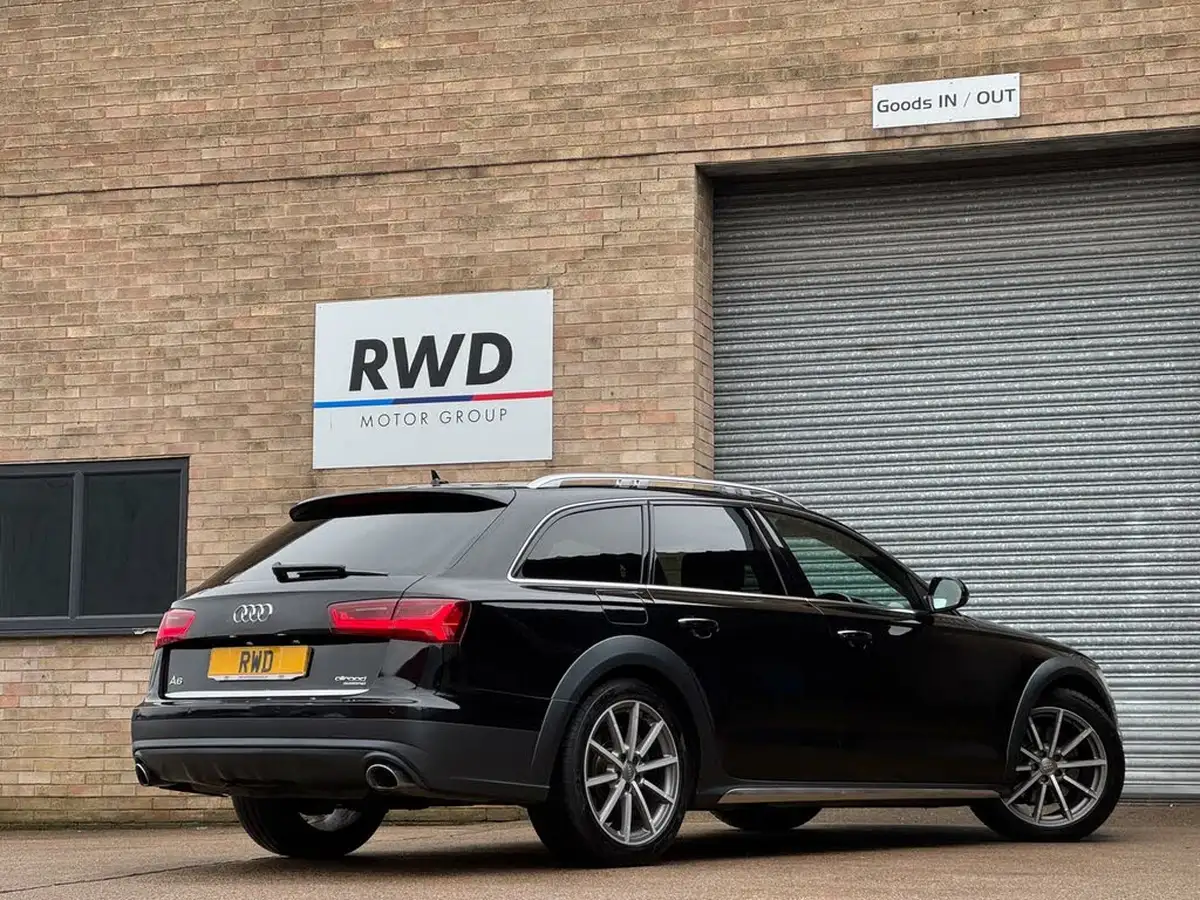 2015-audi-a6-allroad-30tdi-quattro-sport-272ps-big-21