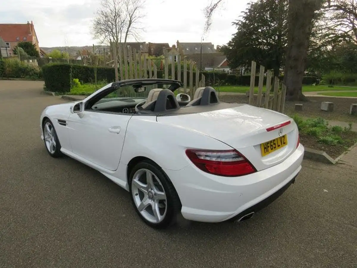 2015-mercedes-benz-slk-21td-slk250d-amg-sport-big-12