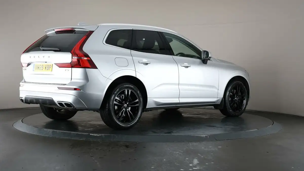 2019-volvo-xc60-20-t5-momentum-pro-big-7