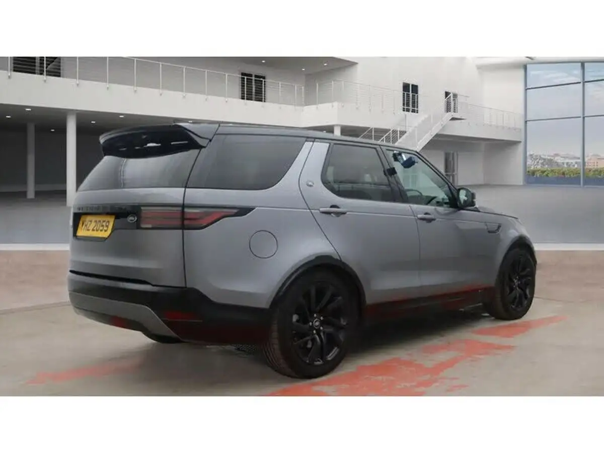 2021-land-rover-discovery-30-d250-r-dynamic-s-250ps-big-3