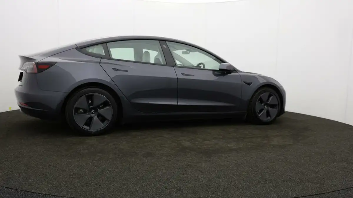 2021-tesla-model-3-e-long-range-4x4-big-34