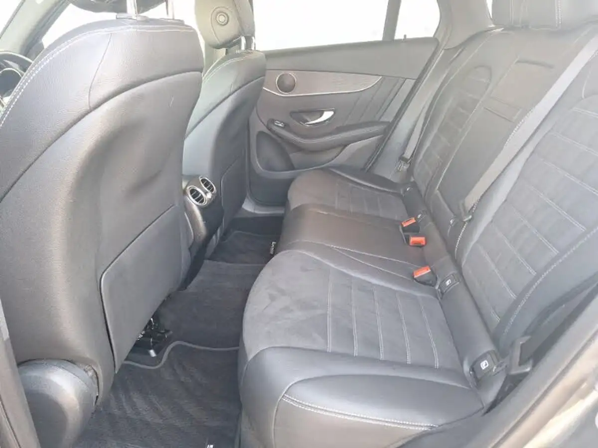2021-mercedes-benz-glc-class-20d-glc220d-amg-line-station-wagon-5d-1950cc-4matic-plus-big-5