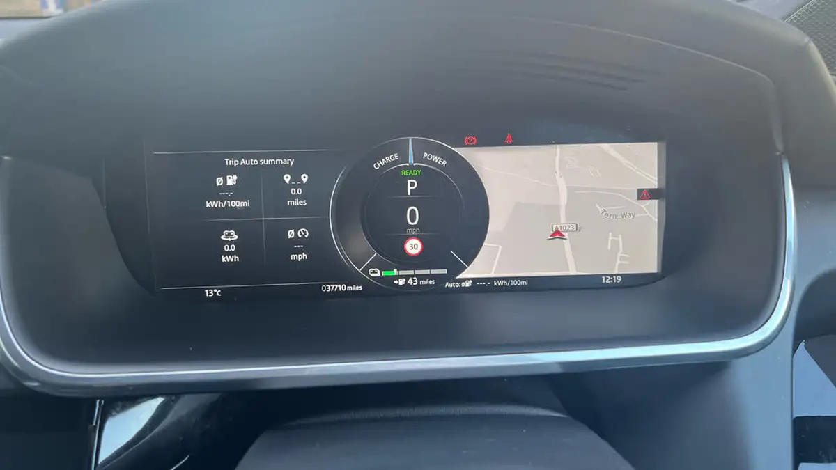2022-jaguar-i-pace-ev400-hse-black-big-20