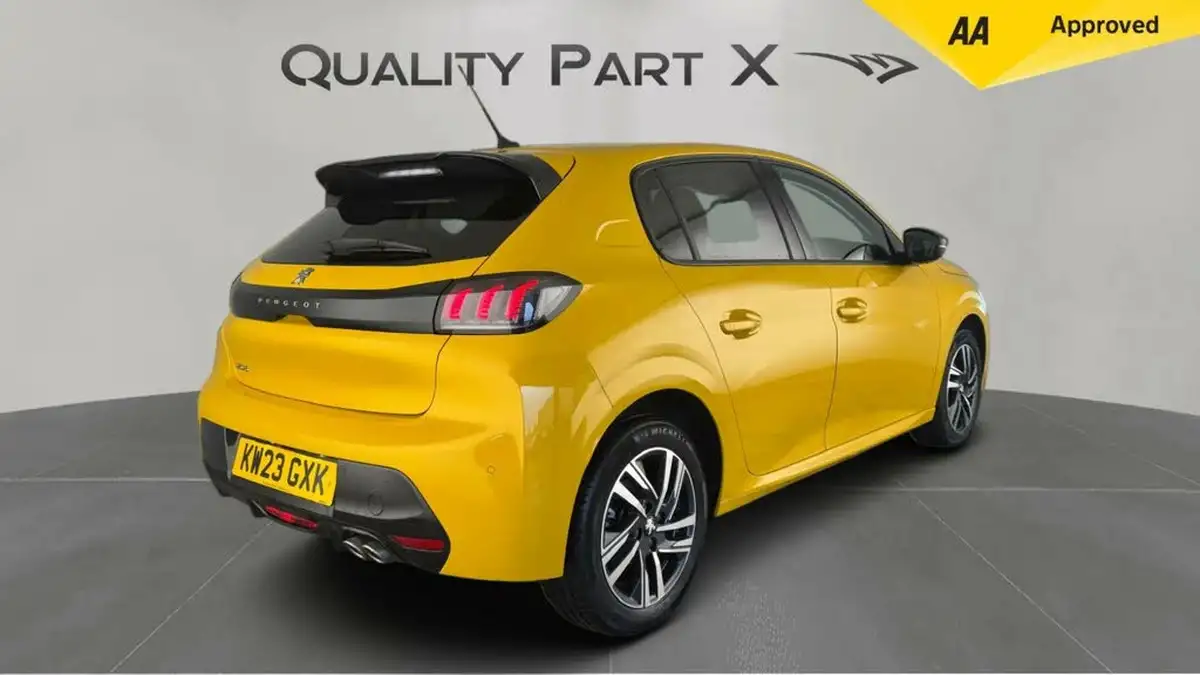 2023-peugeot-208-12-puretech-allure-premium-130ps-eat8-big-2