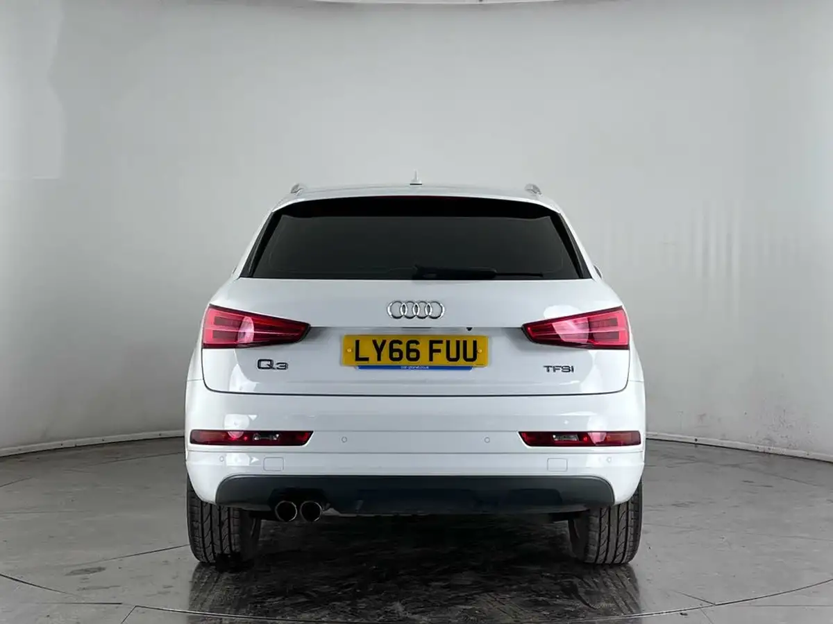 2016-audi-q3-14-tfsi-sport-s-tronic-big-6