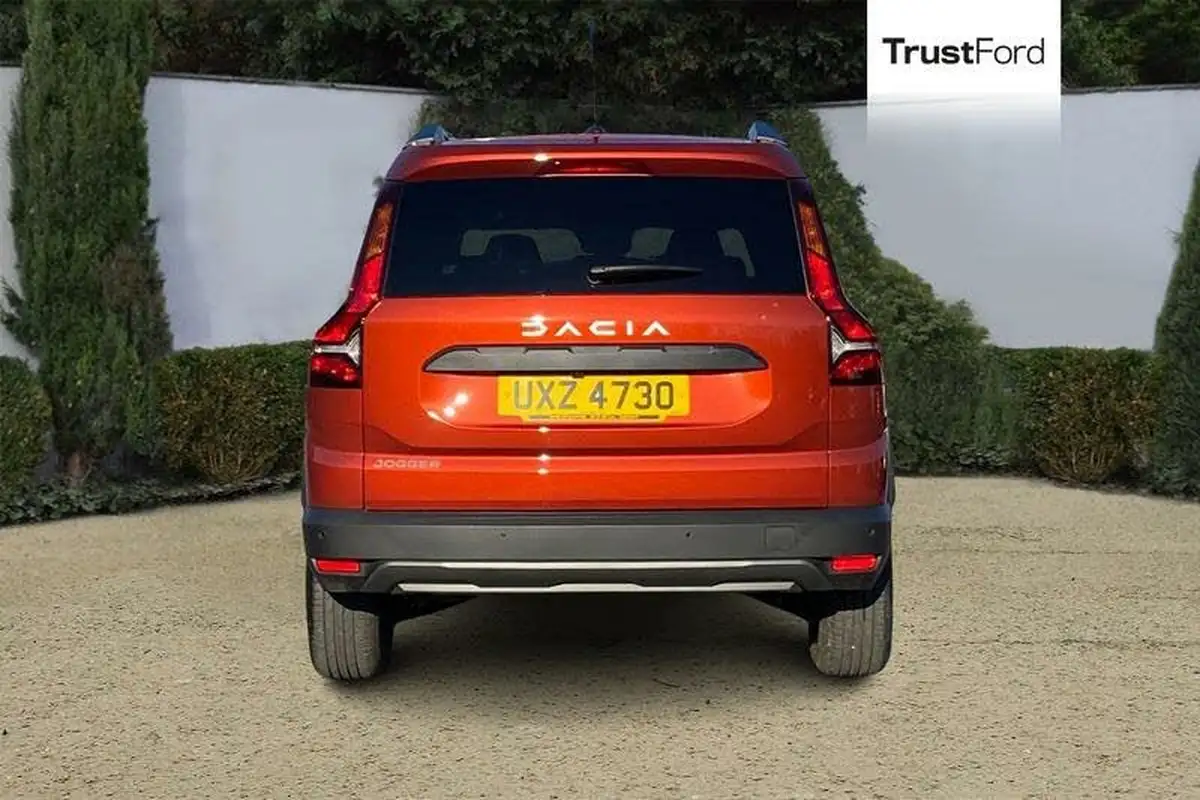 2025-dacia-jogger-10-tce-expression-big-6