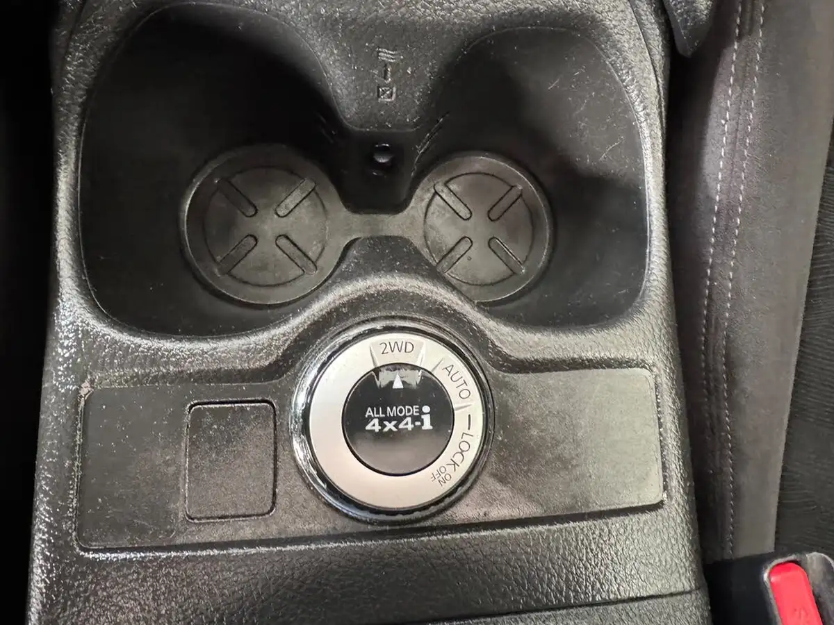 2014-nissan-x-trail-16dci-n-tec-4x4-big-12
