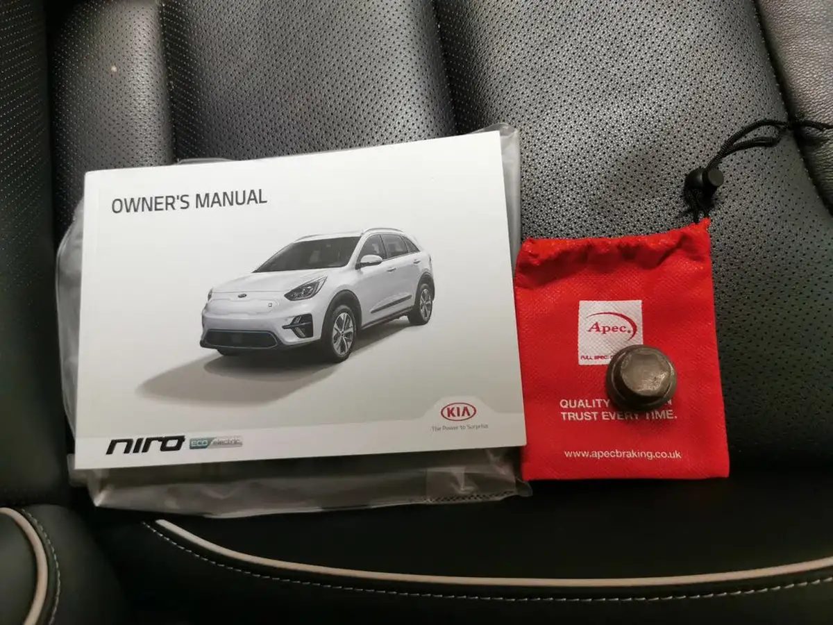 2021-kia-e-niro-ev-4-big-34