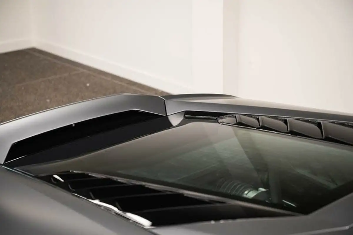 2019-lamborghini-huracan-52-evo-coupe-big-18