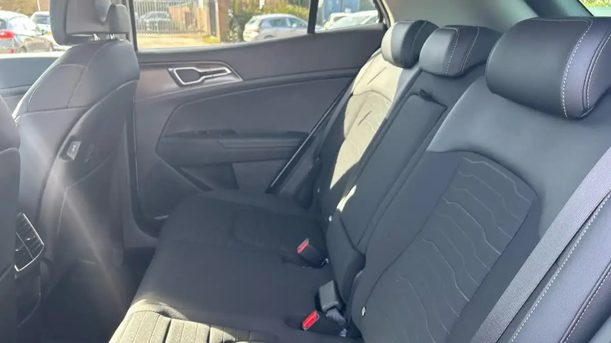 2025-kia-sportage-16-t-gdi-3-157bhp-48v-dct-big-16