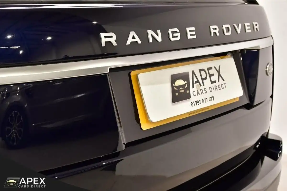 2021-land-rover-range-rover-30-d300-westminster-big-7