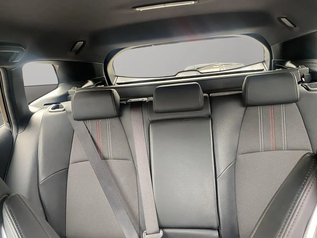 2021-toyota-corolla-18-vvt-i-gr-sport-17in-alloy-wheelstrk-touring-sports-big-14